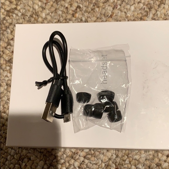 Wireless earphones - Picture 5 of 5